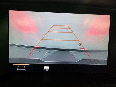 Used 2022 Chevrolet Colorado Z71 image 8