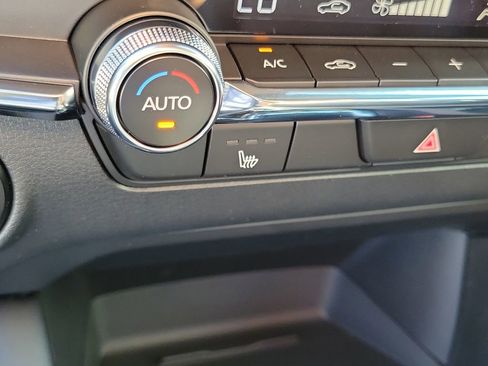 New 2026 MAZDA MAZDA3 2.5 S Hatchback w/ Premium Pkg image 9