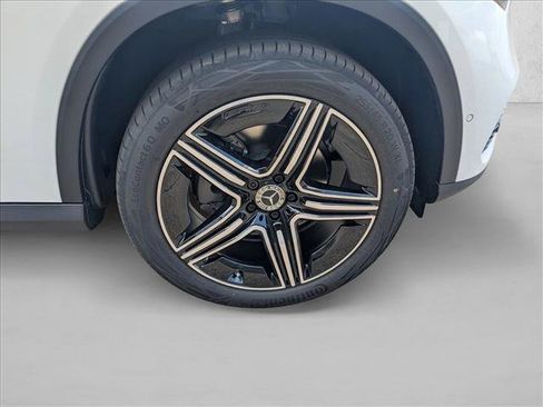 Used 2026 Mercedes-Benz GLC 300 image 15