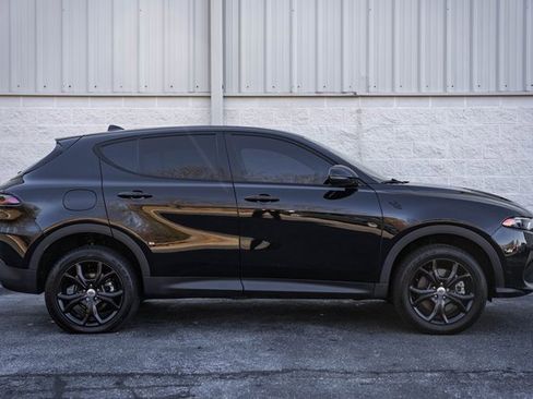 Used 2023 Dodge Hornet GT Plus w/ GT Blacktop Package image 4