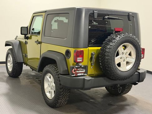 Used 2008 Jeep Wrangler Rubicon w/ PWR Convenience Group AWD/4WD image 7