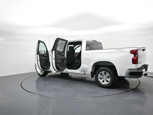Used 2025 Chevrolet Silverado 1500 LT AWD/4WD image 25