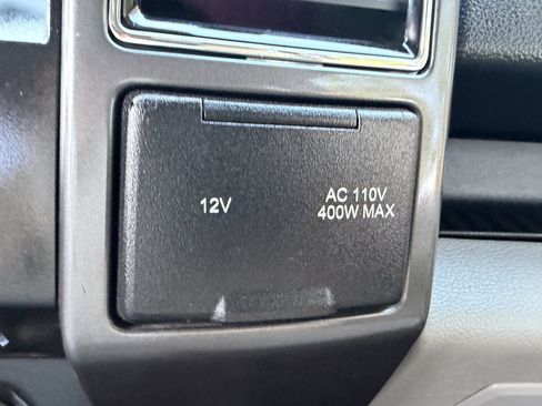 Used 2018 Ford F150 XLT w/ Equipment Group 302A Luxury RWD image 38