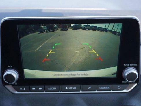 Certified 2024 Nissan Sentra SR image 17