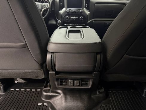 Used 2022 Chevrolet Silverado 1500 LT w/ Z71 Off-Road Package AWD/4WD image 28
