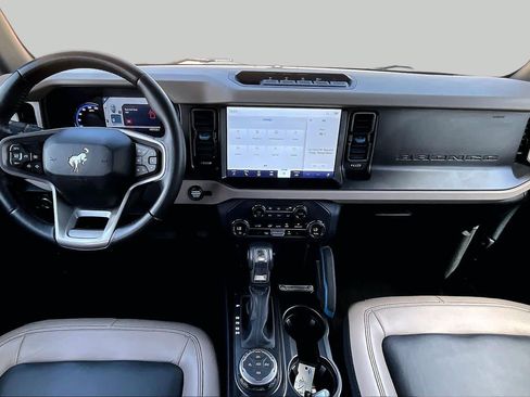 Used 2023 Ford Bronco Wildtrak AWD/4WD image 16