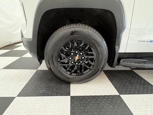 Used 2024 Chevrolet Silverado EV W/T AWD/4WD image 12