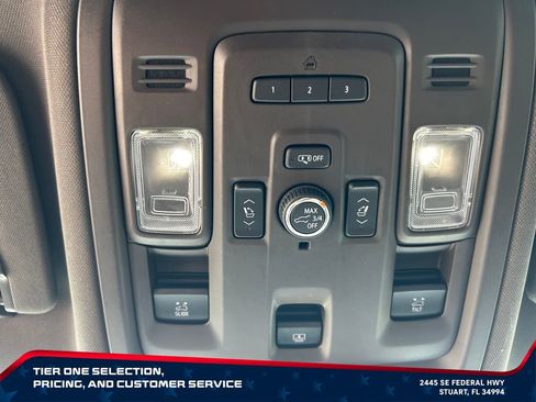 Used 2021 GMC Yukon SLT w/ SLT Premium Package RWD image 25