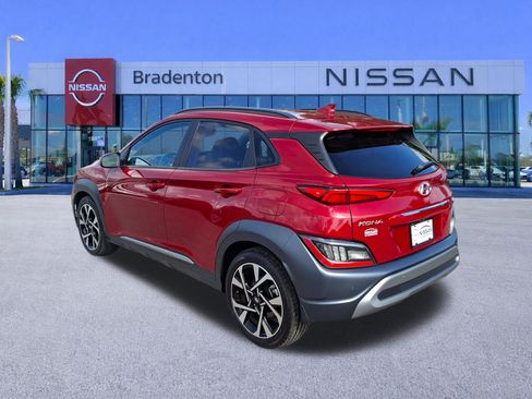 Used 2023 Hyundai Kona Limited FWD image 7