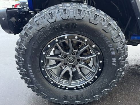 Used 2019 Jeep Wrangler Unlimited Rubicon w/ Advanced Safety Group image 45