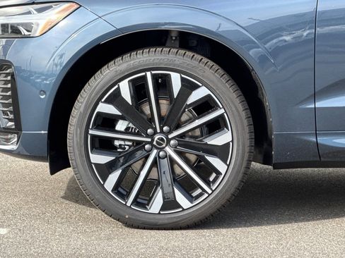 New 2026 Volvo XC60 B5 Ultra w/ Protection Package Premier image 33
