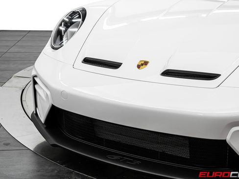 Used 2026 Porsche 911 GT3 RWD image 12