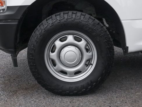 Used 2018 Ford F150 XL w/ Equipment Group 101A Mid image 42