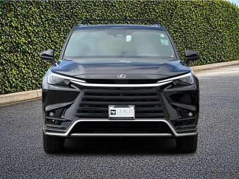 New 2026 Lexus TX 500h AWD image 3