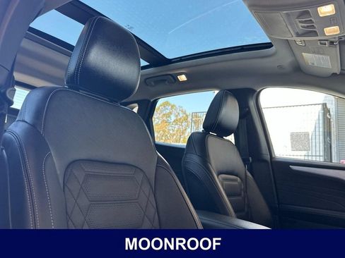 Used 2024 Ford Escape Platinum w/ Premium Technology Package AWD/4WD image 20