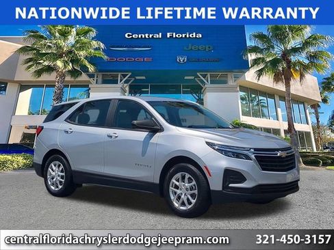 Used 2022 Chevrolet Equinox LS FWD image 1