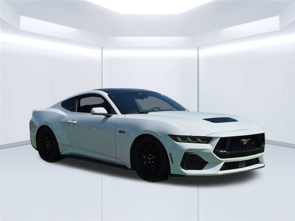 Used 2024 Ford Mustang GT RWD image 8