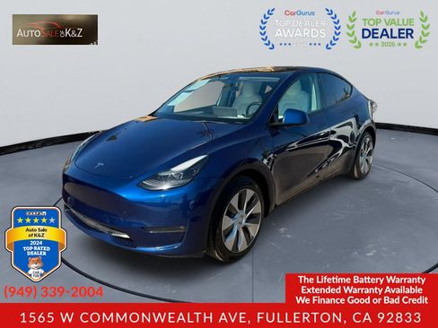 Used 2022 Tesla Model Y Long Range AWD/4WD image 1