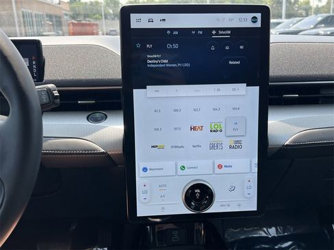 Used 2023 Ford Mustang Mach-E Select image 12