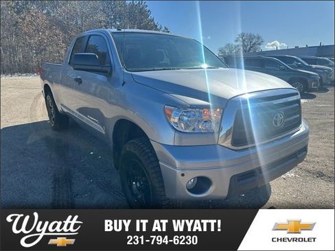 Used 2013 Toyota Tundra 4x4 Double Cab image 1