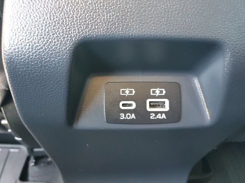 Used 2024 Subaru Crosstrek 2.0i Premium AWD/4WD image 35