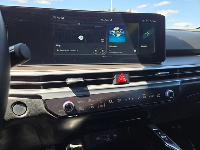 Certified 2026 Kia Sorento SX Prestige AWD/4WD image 18