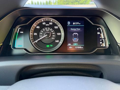 Used 2020 Hyundai Ioniq Blue FWD image 38