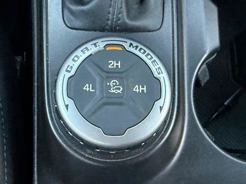 Used 2022 Ford Bronco Outer Banks image 23