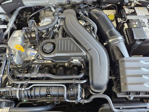 New 2025 Volkswagen Jetta SE FWD image 26