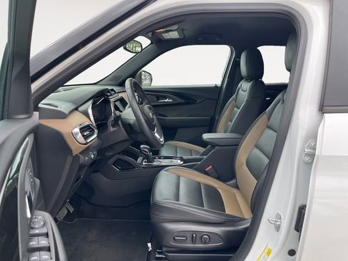 Used 2021 Chevrolet TrailBlazer ACTIV w/ Convenience Package AWD/4WD image 9