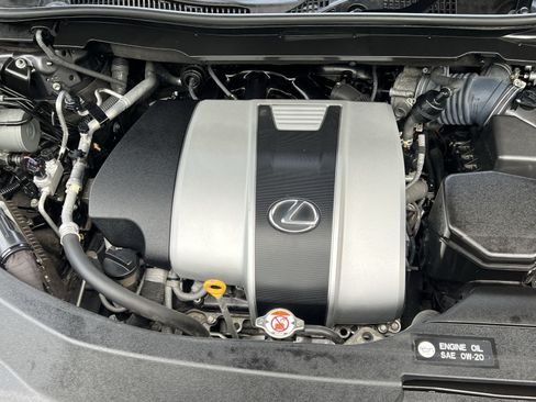 Used 2022 Lexus RX 350L Premium w/ Premium Package AWD/4WD image 35