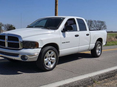 Used 2005 Dodge Ram 1500 Truck SLT image 1