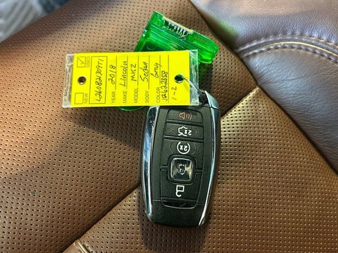 Used 2018 Lincoln MKZ Reserve w/ Technology Package FWD image 43
