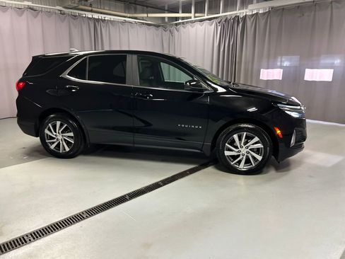 Used 2024 Chevrolet Equinox LT w/ LPO, Floor Liner Package FWD image 8