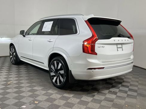 Used 2024 Volvo XC90 T8 Plus w/ Protection Package Premier image 8