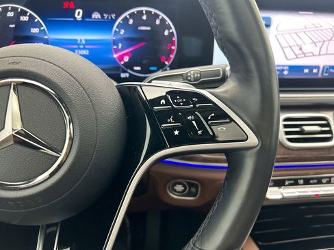 Used 2024 Mercedes-Benz GLE 450 4MATIC image 12