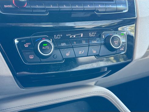 Used 2019 BMW X1 sDrive28i image 16