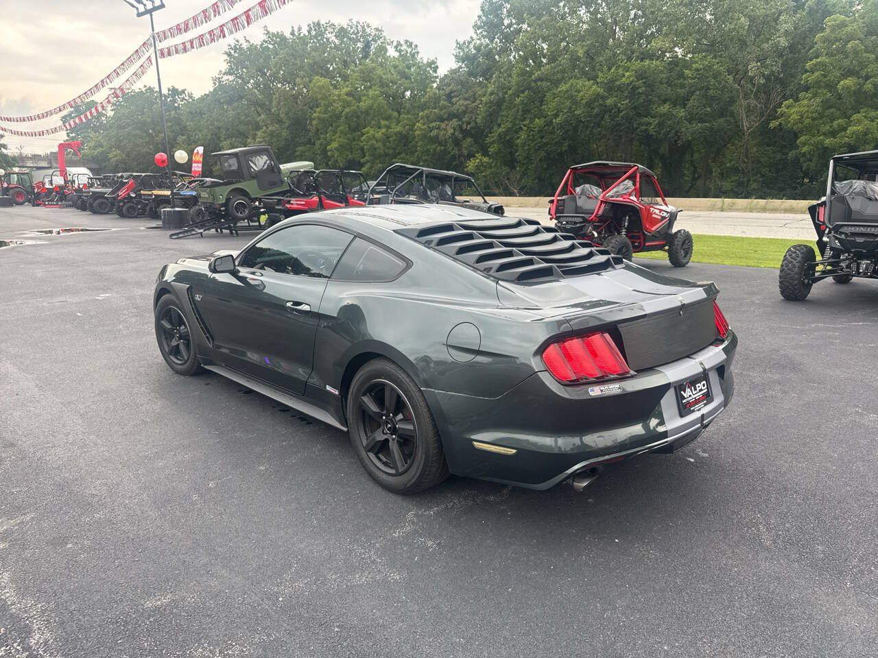 Used 2016 Ford Mustang Coupe RWD image 8