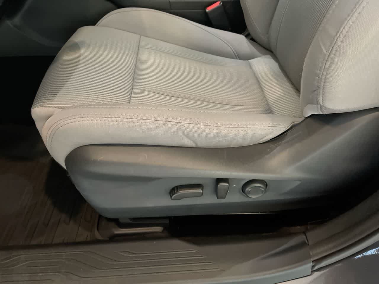 Used 2025 Subaru Legacy Premium AWD/4WD image 12