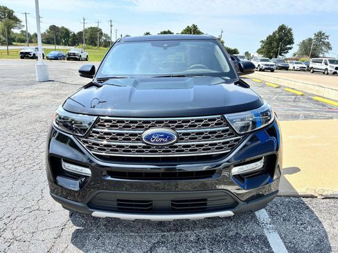Used 2022 Ford Explorer King Ranch w/ Premium Technology Package AWD/4WD image 3