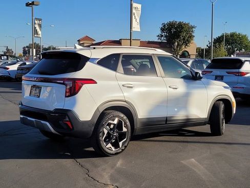 New 2026 Kia Seltos EX image 5