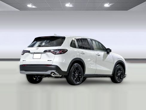 New 2026 Honda HR-V Sport image 8