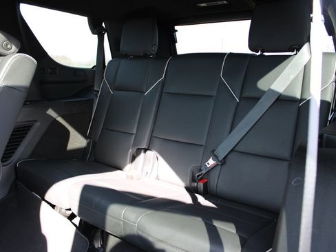 Used 2024 Cadillac Escalade Sport image 18