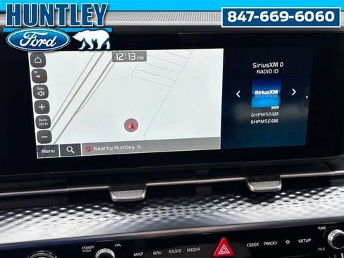 Used 2023 Kia Carnival SX Prestige FWD image 28