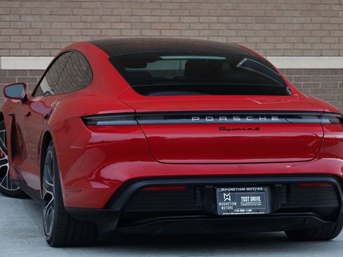 Used 2020 Porsche Taycan 4S w/ Premium Package AWD/4WD image 7