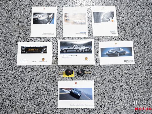 Used 2004 Porsche 911 Carrera 4S image 38