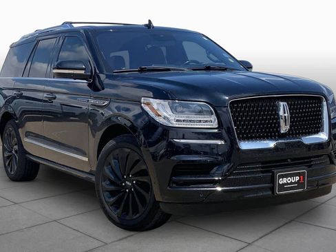 Used 2020 Lincoln Navigator Reserve w/ Equipment Group 208A Reserve AWD/4WD image 3