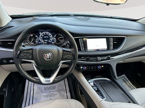 Used 2022 Buick Enclave Avenir w/ Avenir Technology Package AWD/4WD image 25
