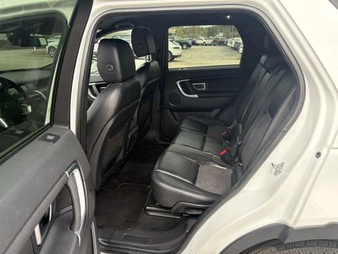 Used 2016 Land Rover Discovery Sport SE AWD/4WD image 7