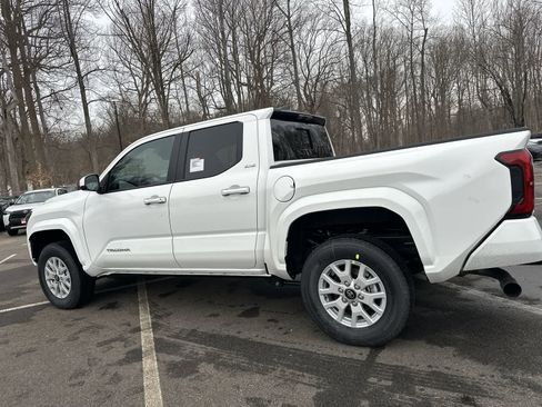 New 2026 Toyota Tacoma SR5 AWD/4WD image 20